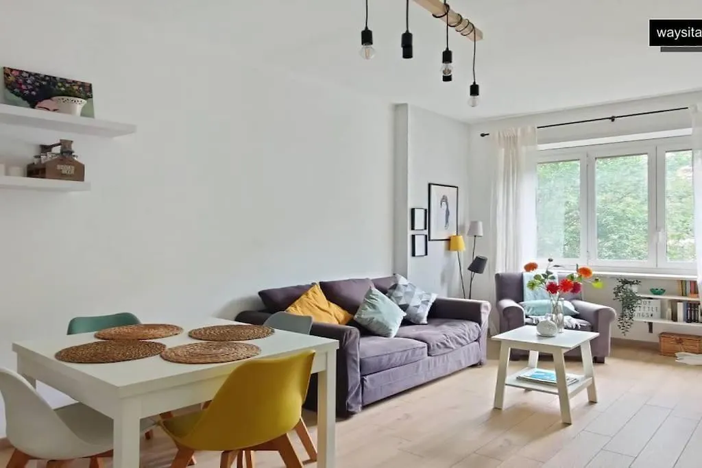 Certosa District Apartment 2 kontakter